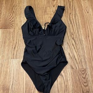 𝅺SHEIN one piece black v neck swimsuit NEW.  Size Medium